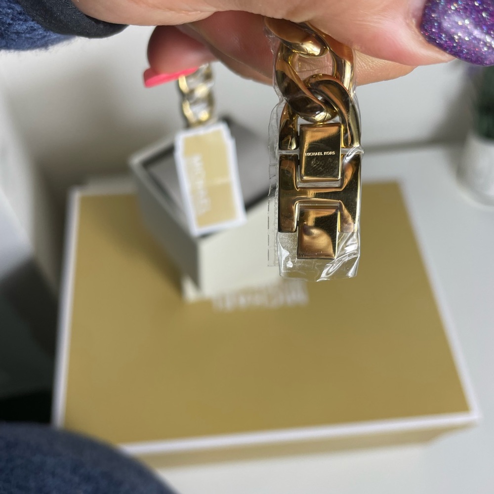 New! watch 😍Micheal Kors - Picture 8 of 8
